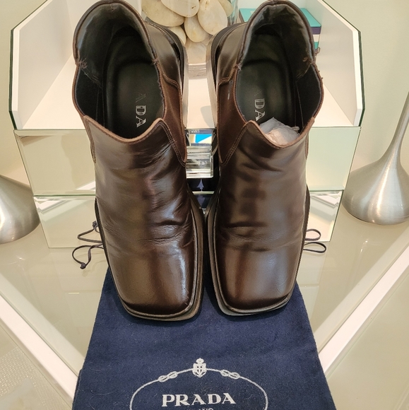 PRADA MEN'S MEN'S BOOTS, MADE IN ITALY, USA Size 7 GREAT DESIGN. - Picture 5 of 8